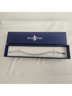 NWOT Blue Steel Stunning Round CZ Stone Tennis Bracelet.